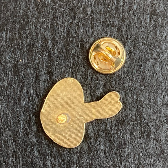 Mushroom tack pin🍄 - Picture 2 of 3
